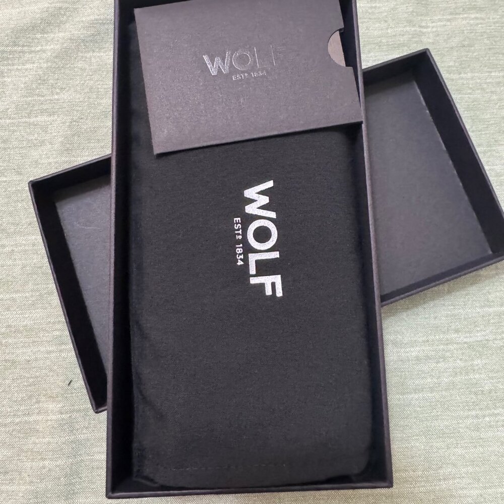 Wolf - Mini Continental Wallet - Picture 9 of 9